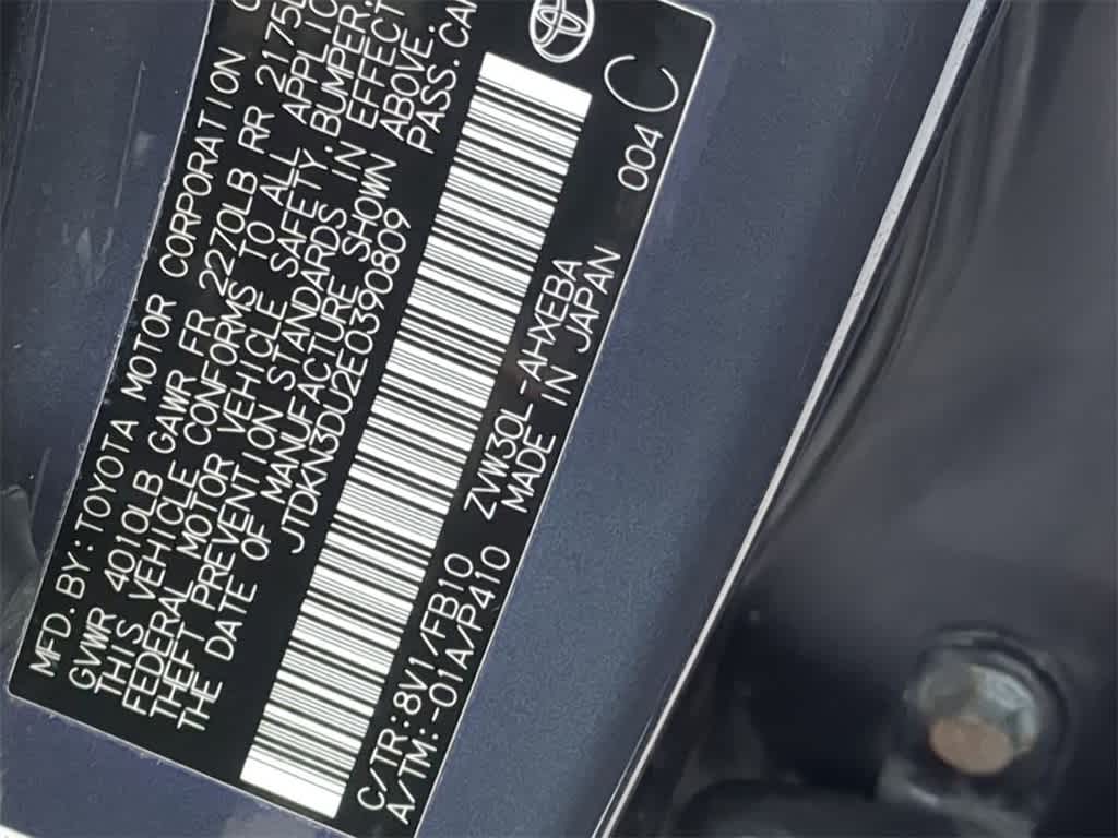 Thumbnail: 2014 Toyota Prius - 32