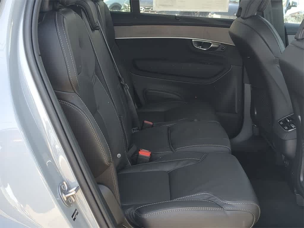 Thumbnail: 2026 Volvo XC90 - 19