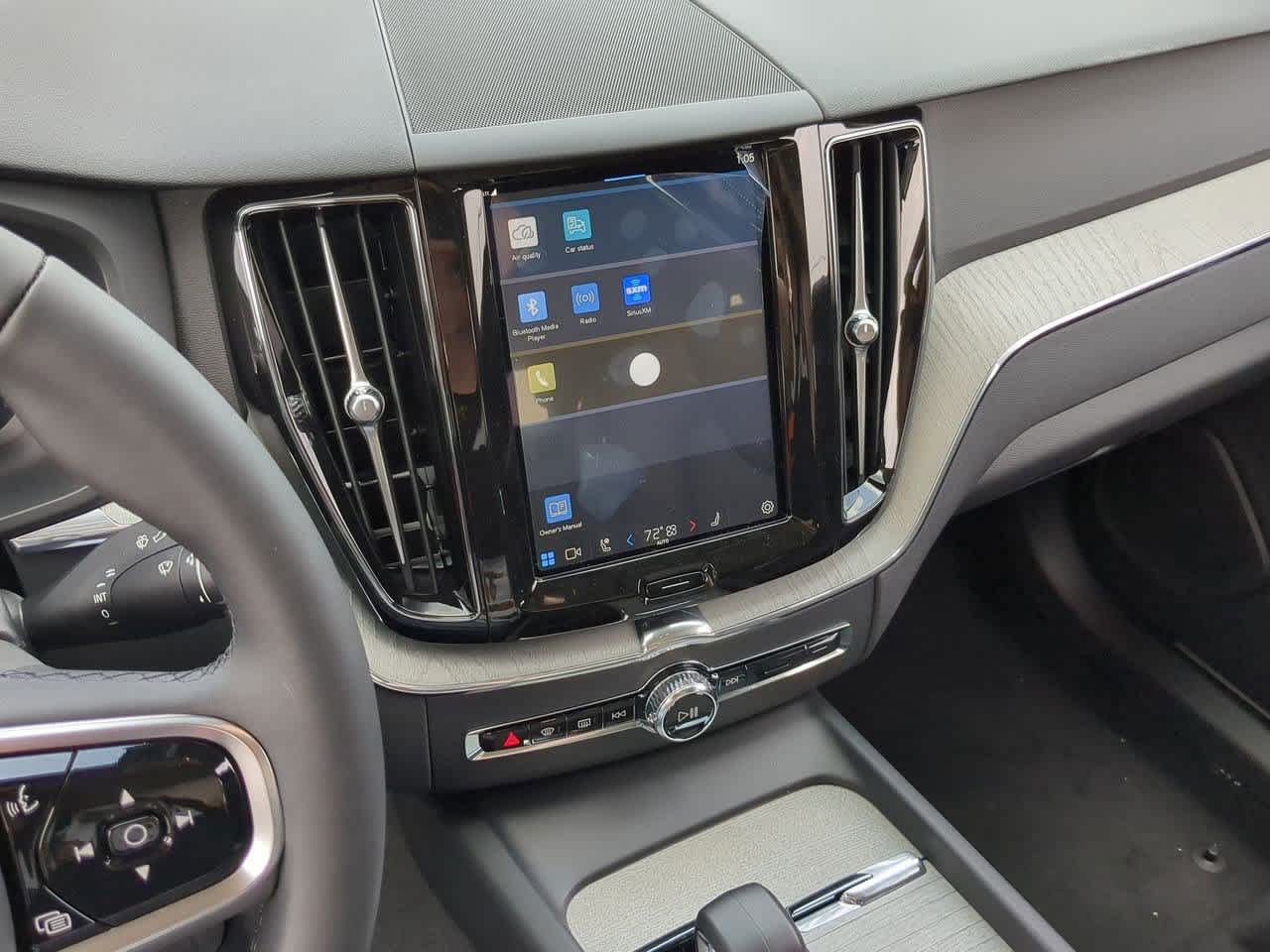 Thumbnail: 2025 Volvo XC60 - 27