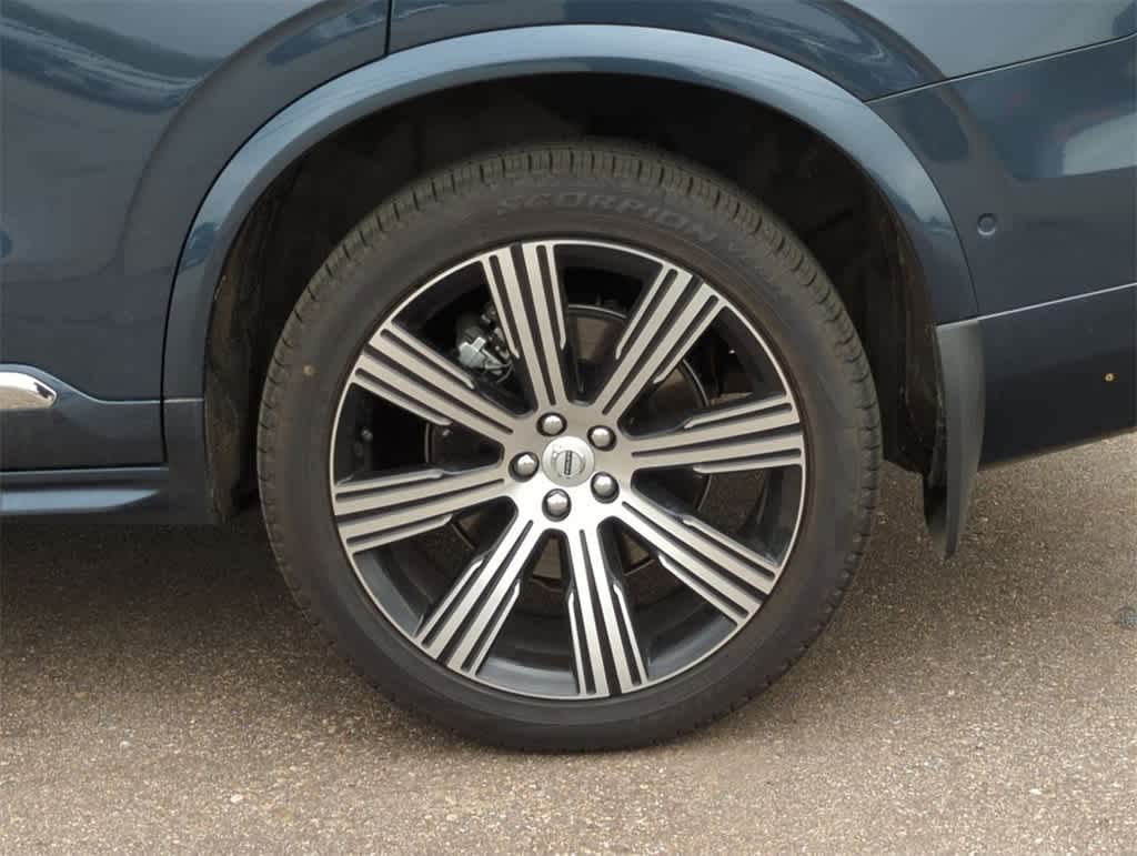 Thumbnail: 2025 Volvo XC90 - 13