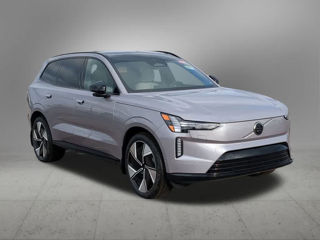 Thumbnail: 2026 Volvo EX90 - 8