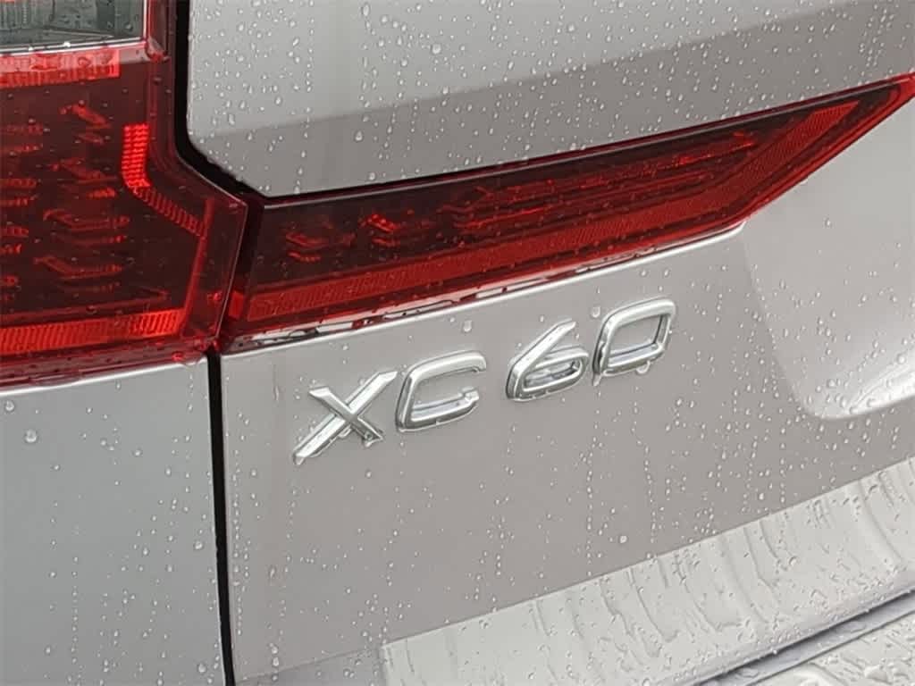 Thumbnail: 2026 Volvo XC60 - 12