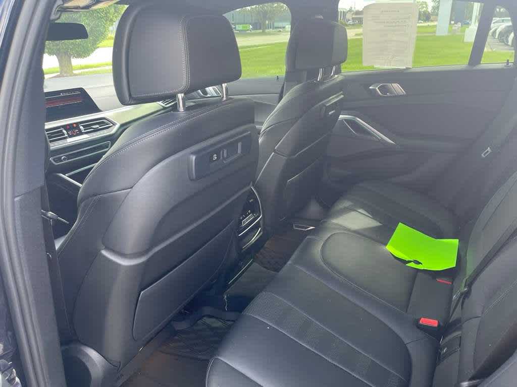 Thumbnail: 2021 BMW X6 - 9