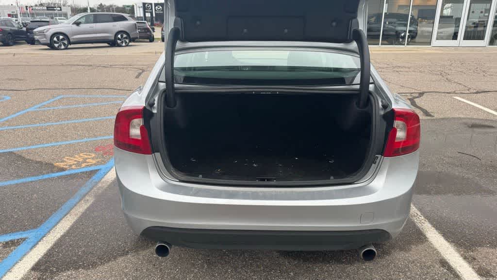 Thumbnail: 2013 Volvo S60 - 15