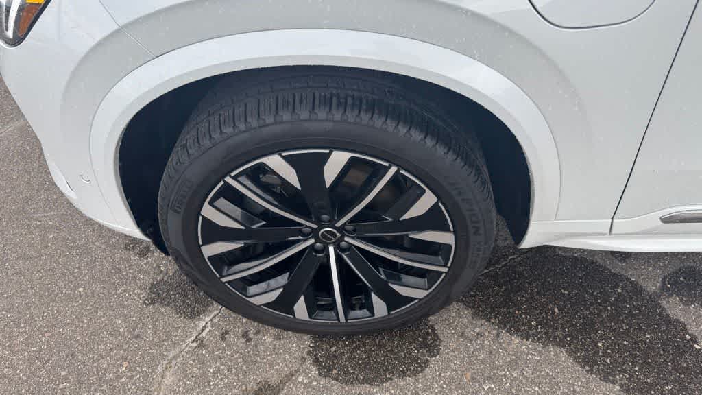 Thumbnail: 2026 Volvo XC90 - 10