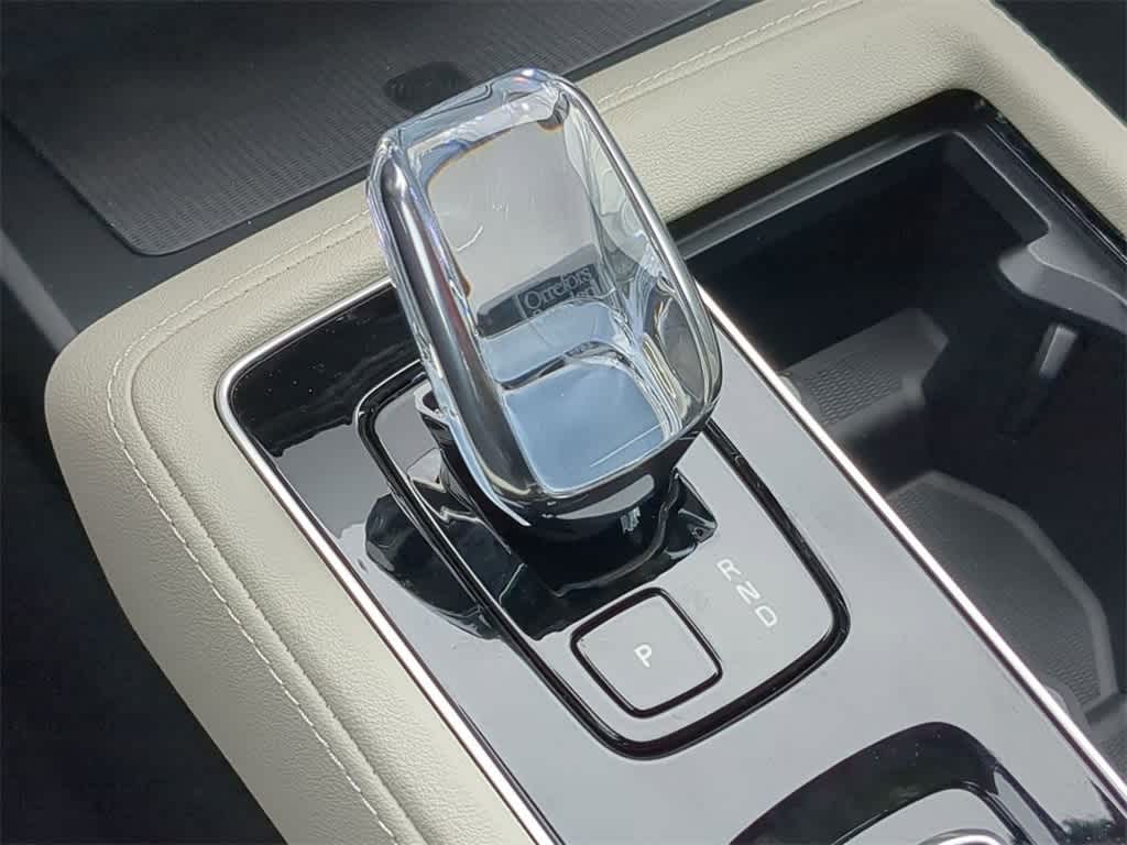 Thumbnail: 2026 Volvo XC90 - 34