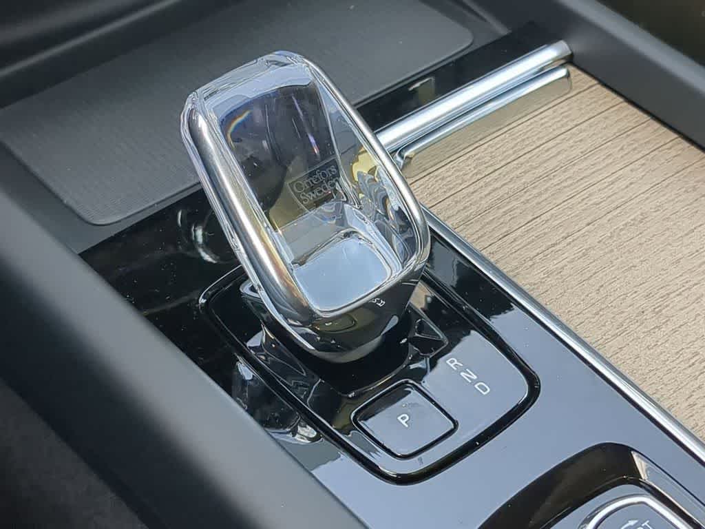 Thumbnail: 2026 Volvo XC60 - 31
