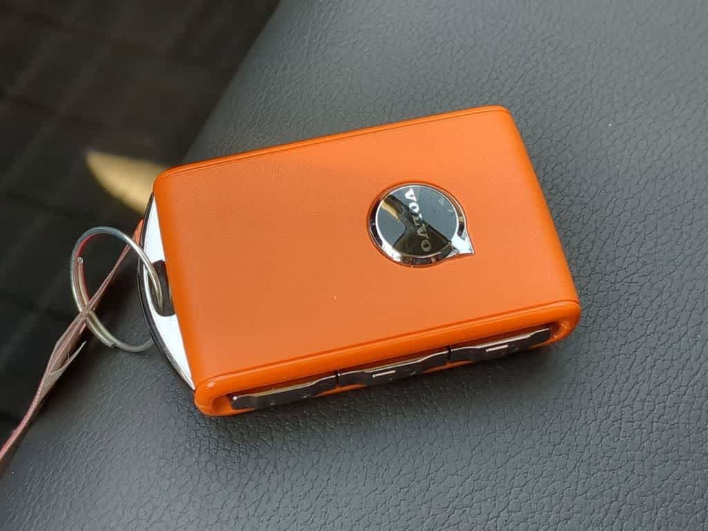 Thumbnail: 2026 Volvo XC40 - 32