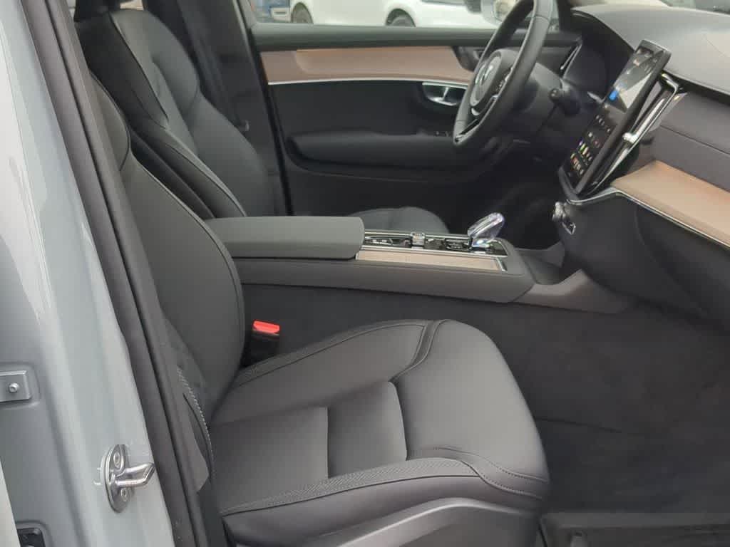 Thumbnail: 2026 Volvo XC90 - 22