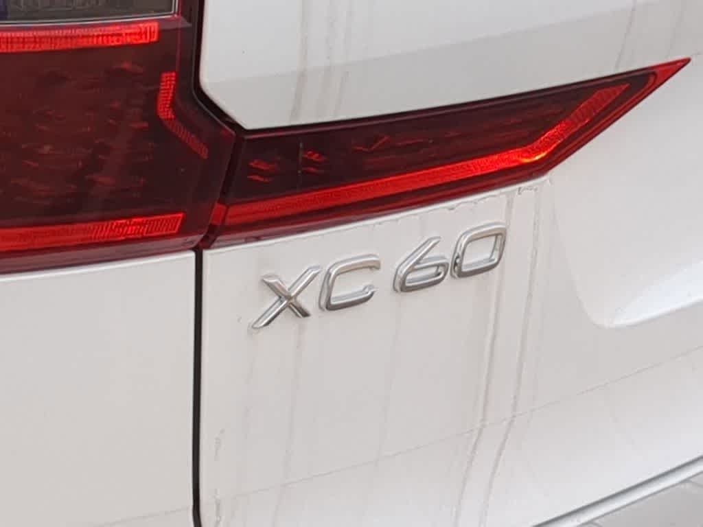 Thumbnail: 2026 Volvo XC60 - 12