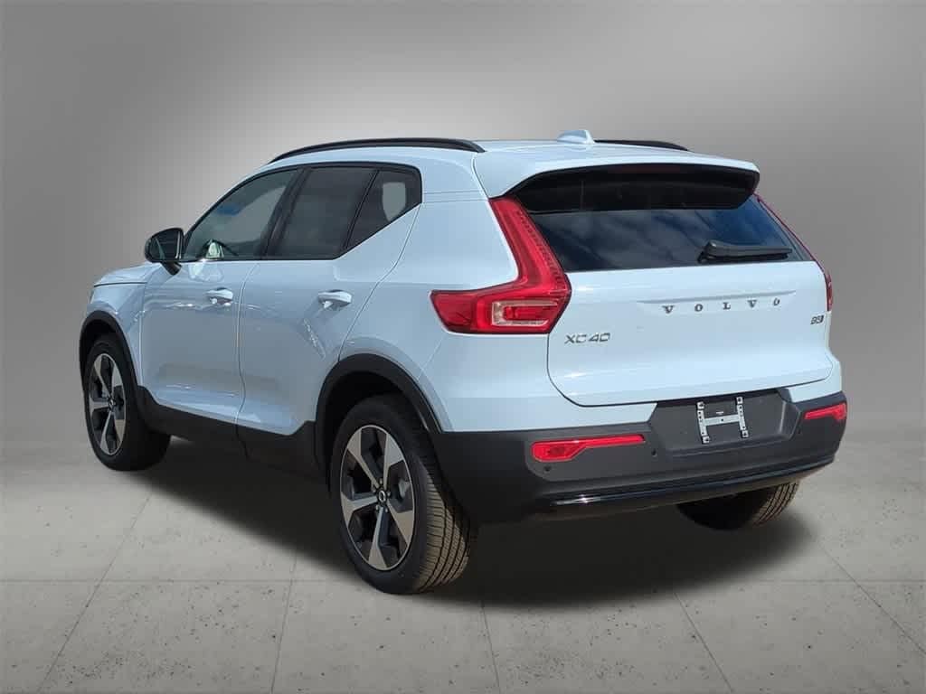 New 2026 Volvo XC40 B5 Plus SUV