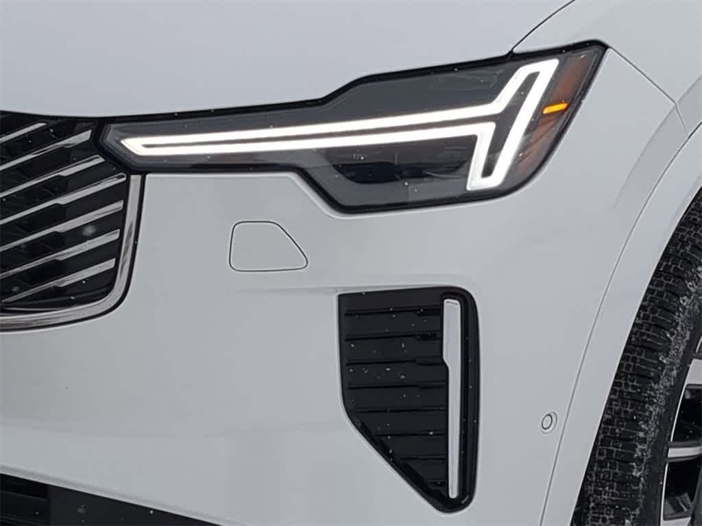 Thumbnail: 2025 Volvo XC90 - 10