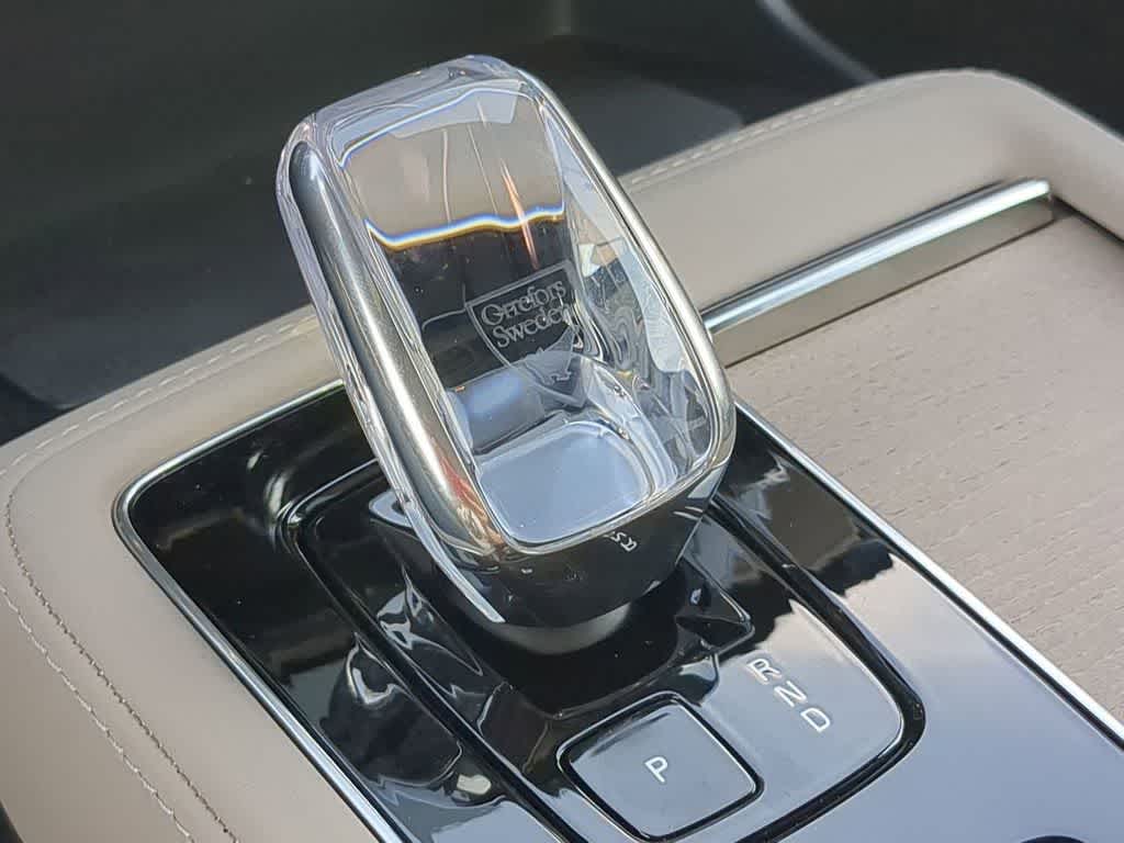 Thumbnail: 2026 Volvo XC90 - 30
