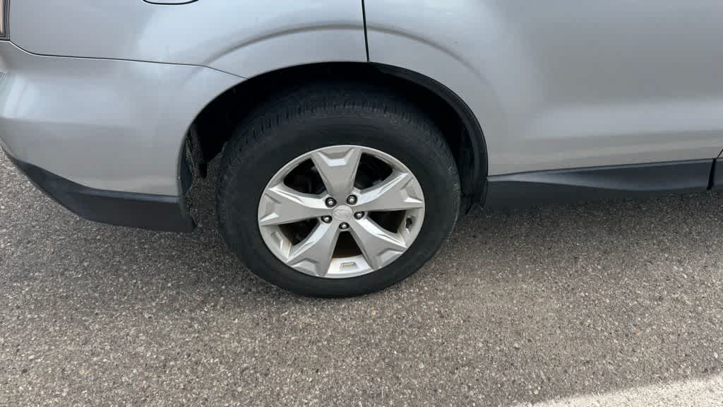 Thumbnail: 2015 Subaru Forester - 12