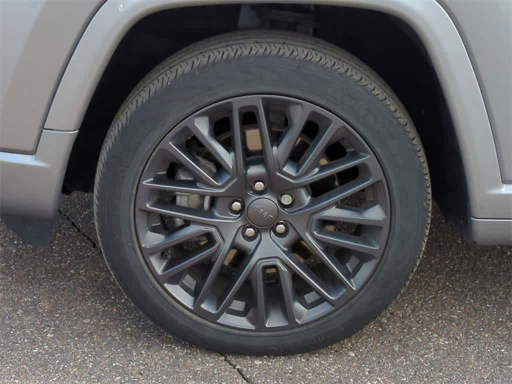 Thumbnail: 2023 Jeep Compass - 13