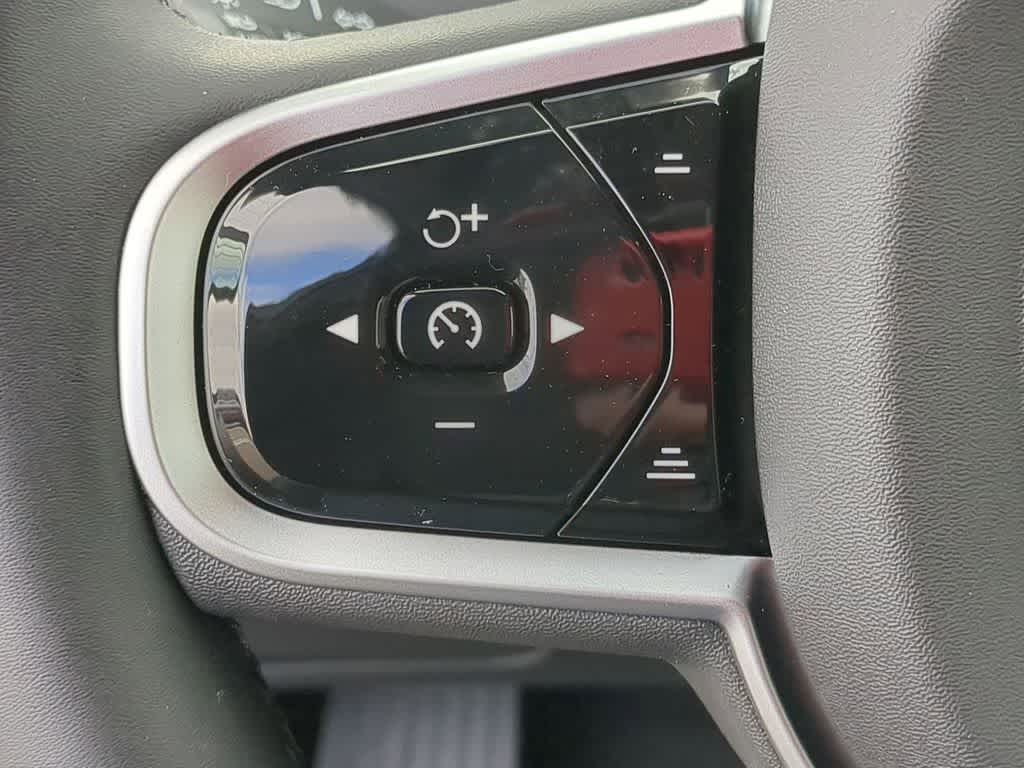 Thumbnail: 2026 Volvo XC90 - 22