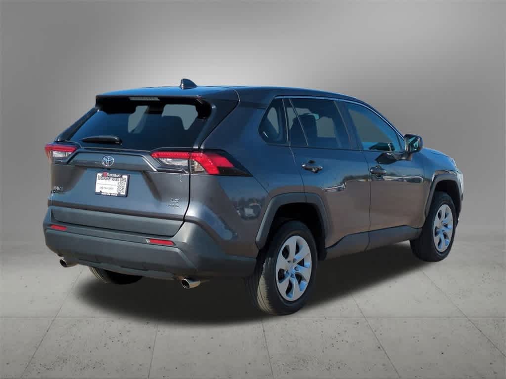 Thumbnail: 2022 Toyota RAV4 - 6