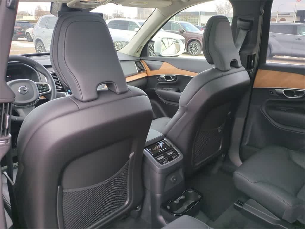 Thumbnail: 2025 Volvo XC90 - 10