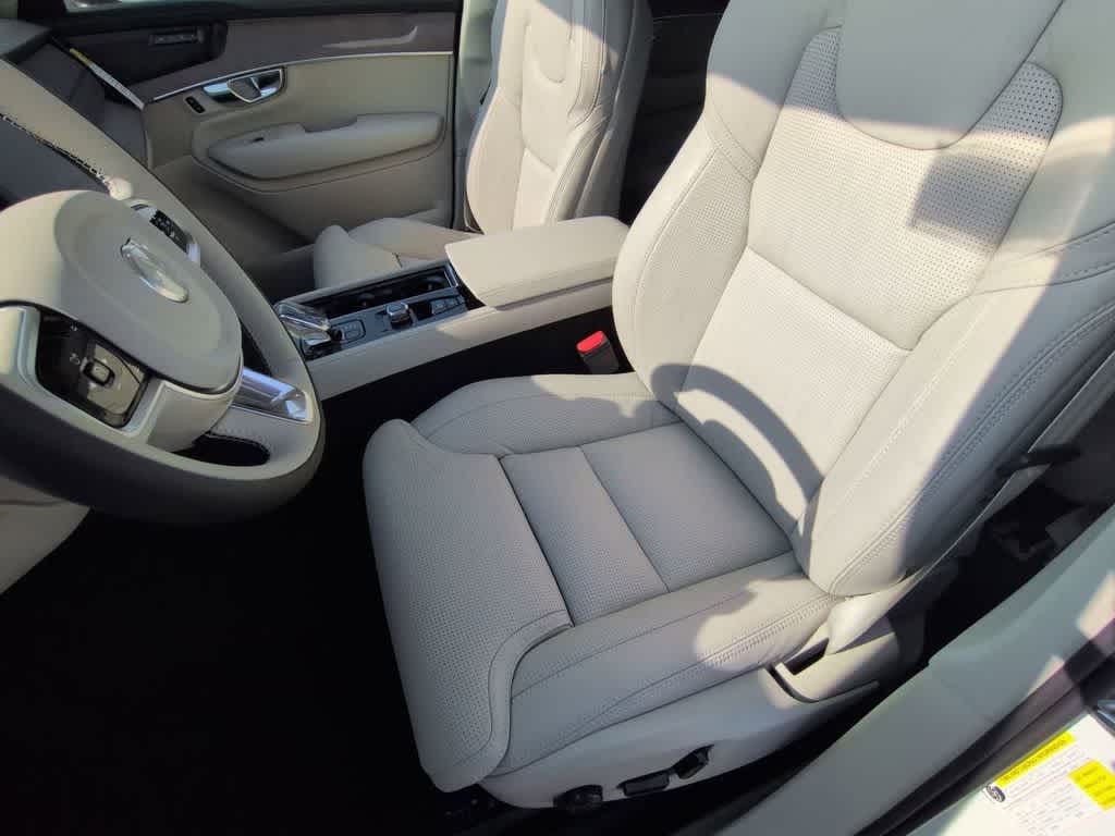 Thumbnail: 2026 Volvo XC90 - 16
