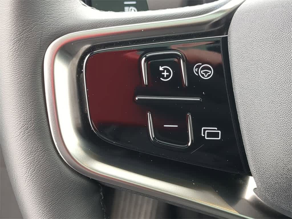 Thumbnail: 2025 Volvo EX30 - 22