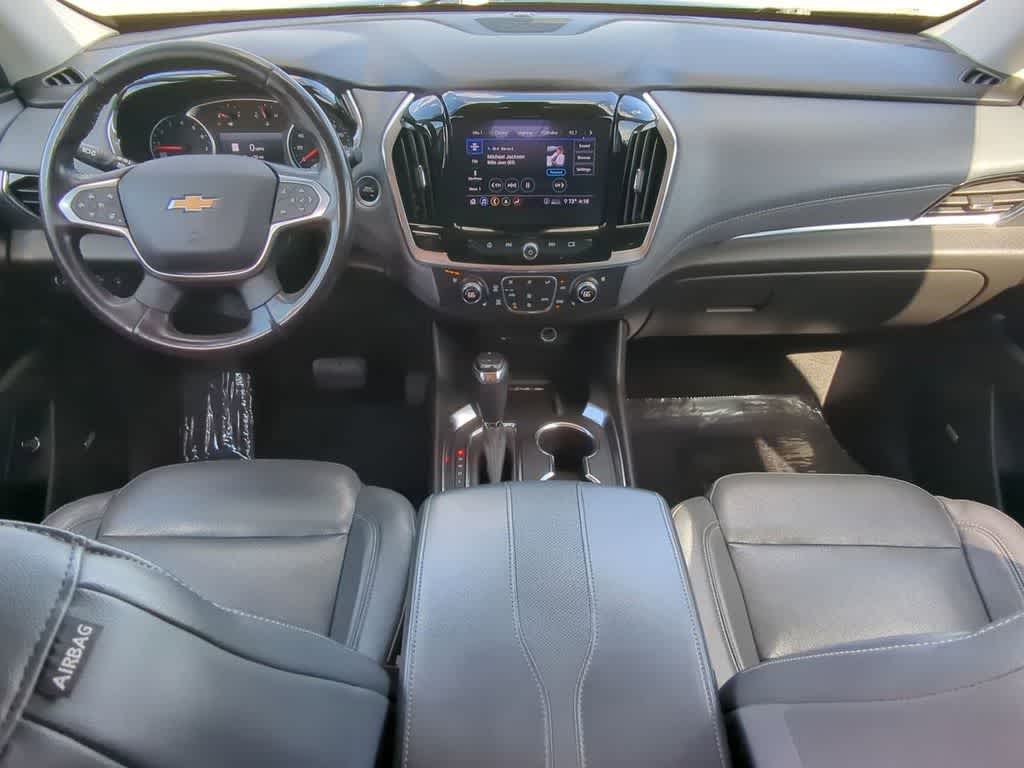 Thumbnail: 2020 Chevrolet Traverse - 14