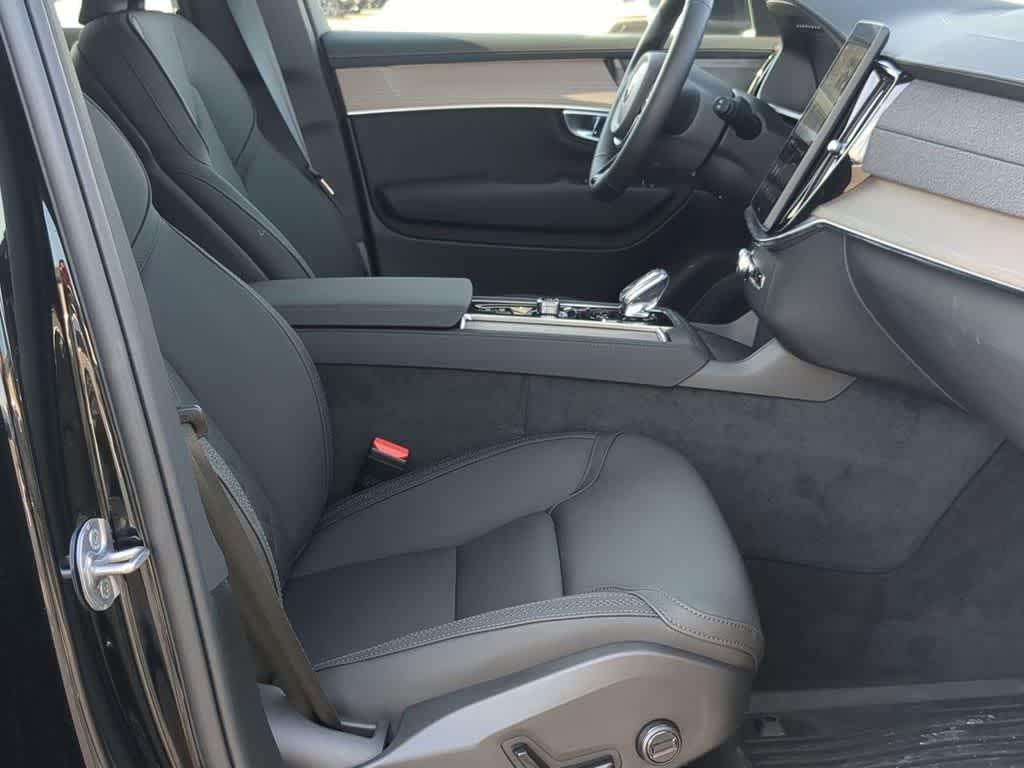 Thumbnail: 2026 Volvo XC90 - 22