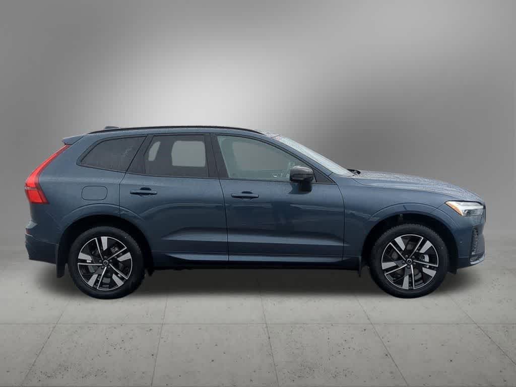 Thumbnail: 2026 Volvo XC60 - 7