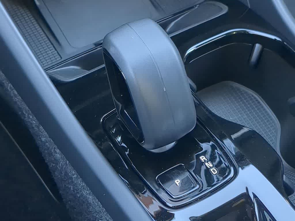 Thumbnail: 2026 Volvo XC40 - 31