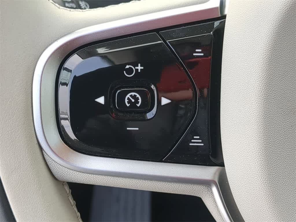 Thumbnail: 2026 Volvo XC90 - 15