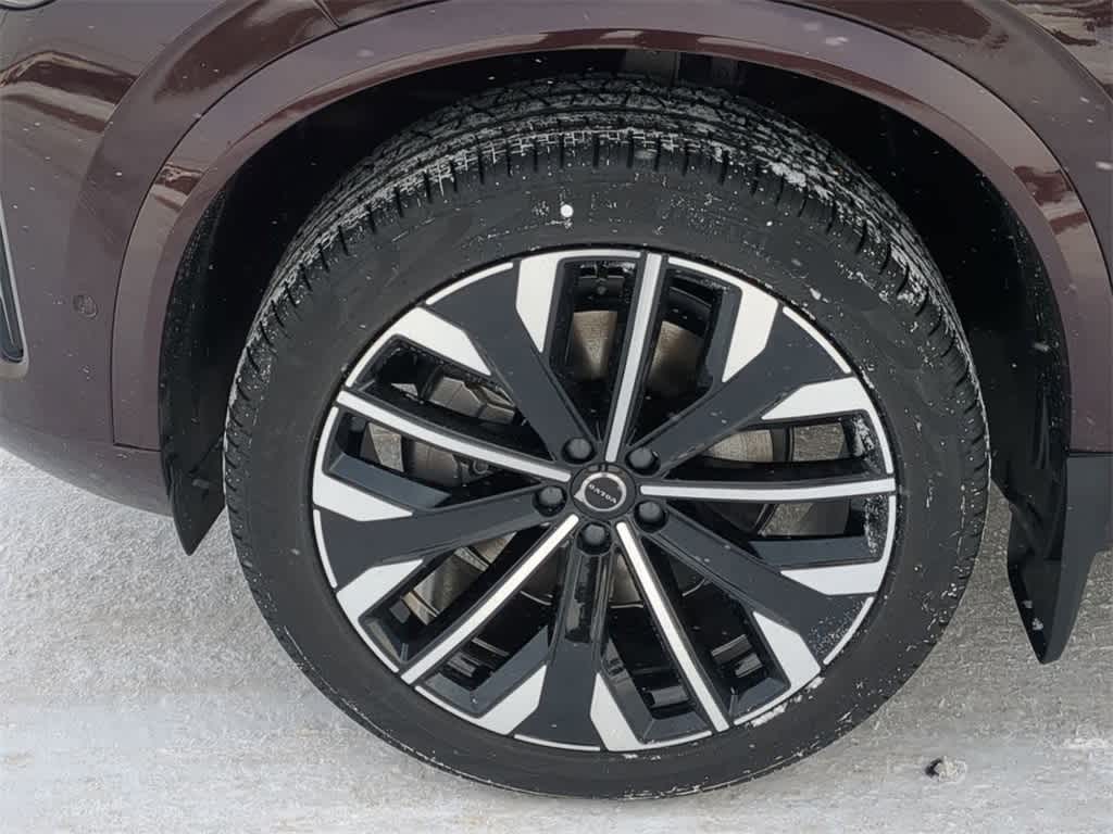 Thumbnail: 2026 Volvo XC90 - 6