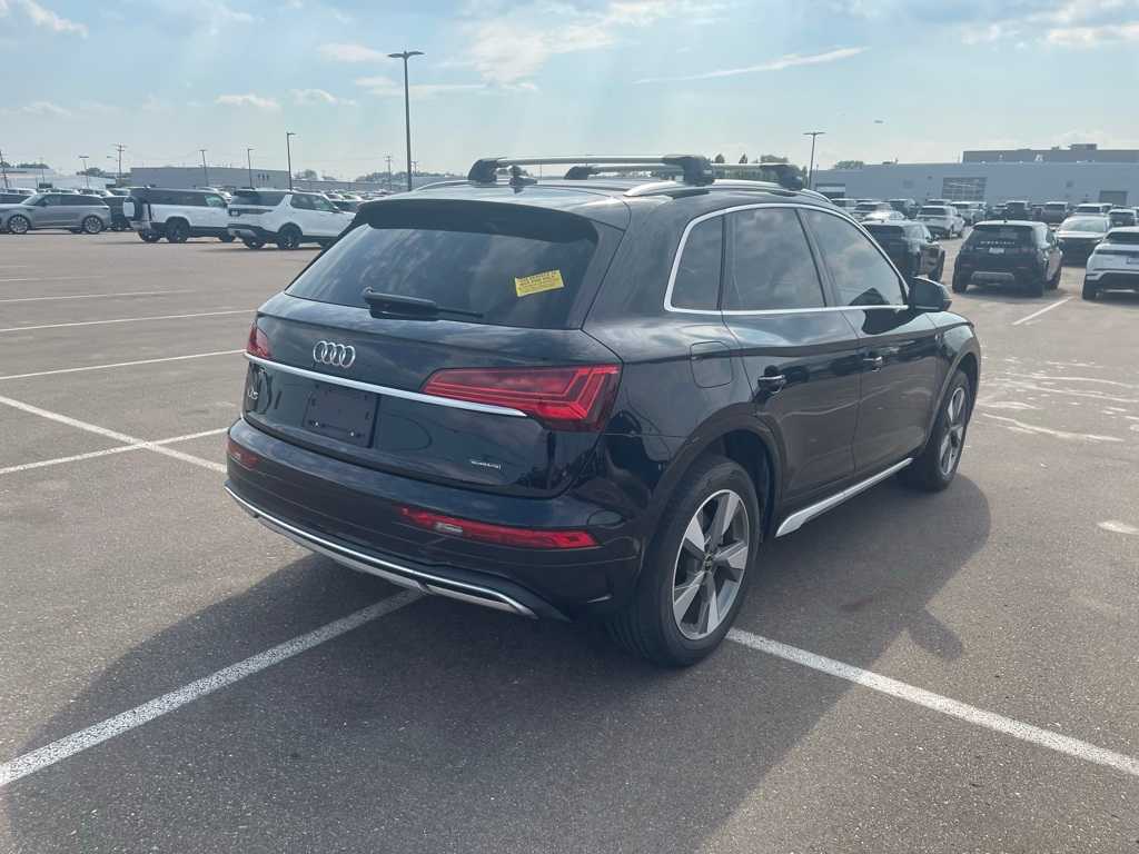 Thumbnail: 2022 Audi Q5 - 5