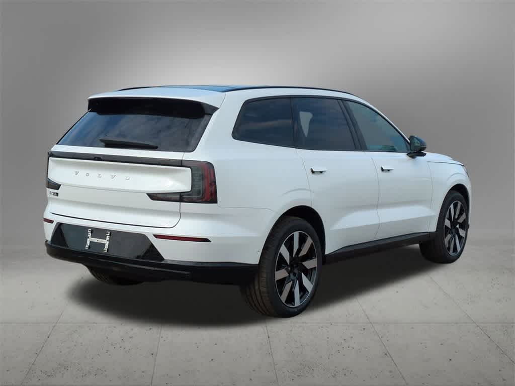 Thumbnail: 2025 Volvo EX90 - 6
