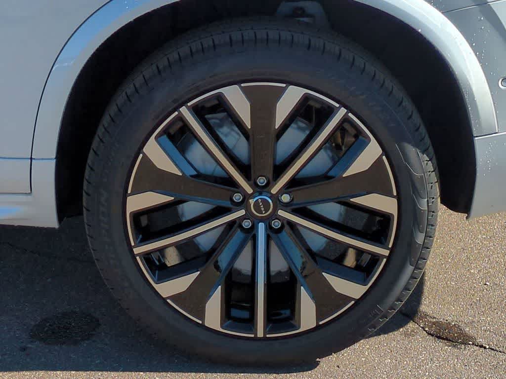 Thumbnail: 2026 Volvo XC90 - 12