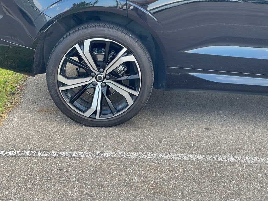 Thumbnail: 2023 Volvo XC60 - 5