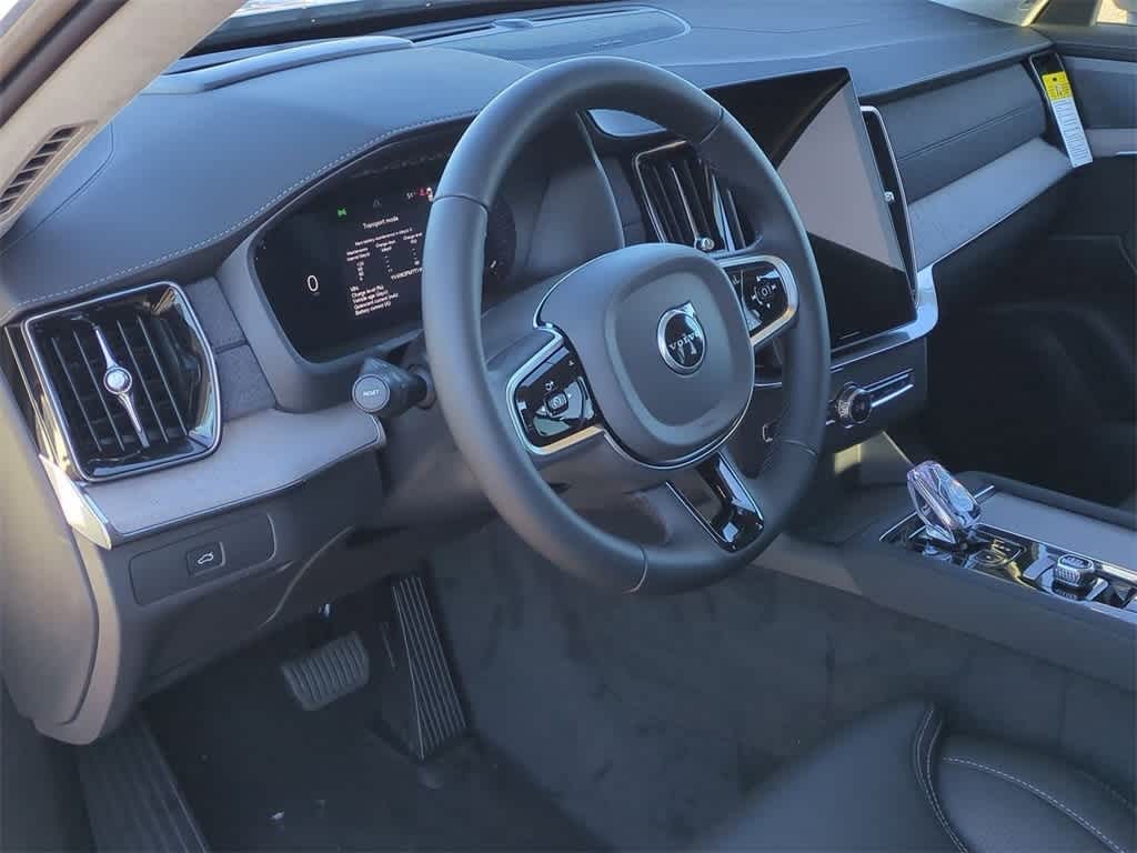 New 2026 Volvo XC90 B6 Ultra Dark Theme 7-Seater SUV