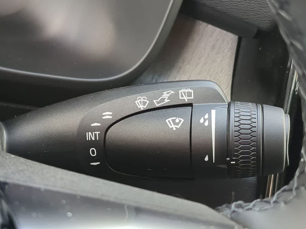 Thumbnail: 2026 Volvo XC40 - 24