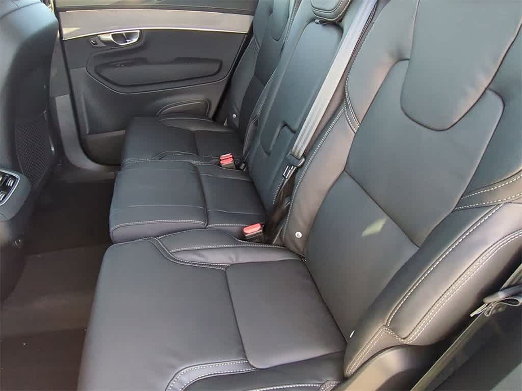 Thumbnail: 2026 Volvo XC90 - 18