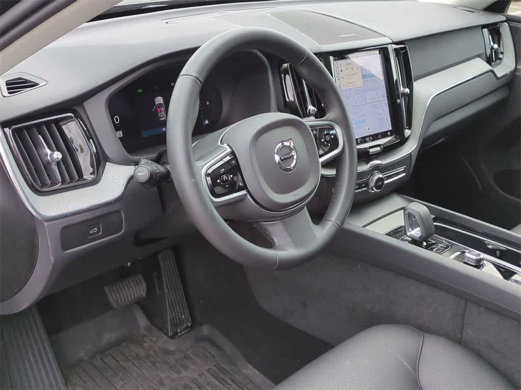 Thumbnail: 2025 Volvo XC60 - 2
