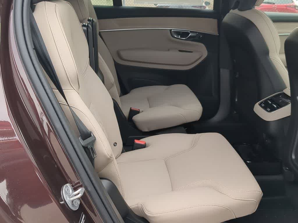 Thumbnail: 2026 Volvo XC90 - 19