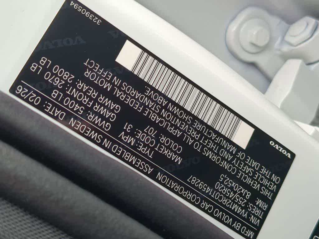 Thumbnail: 2026 Volvo XC60 - 34