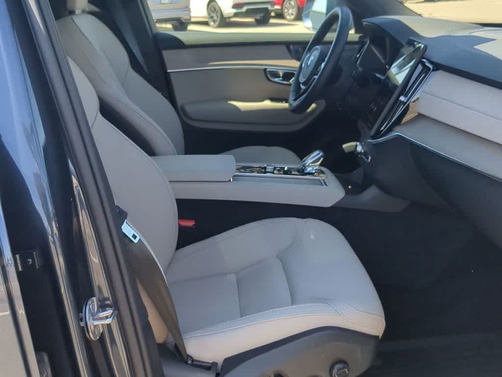 Thumbnail: 2026 Volvo XC90 - 20