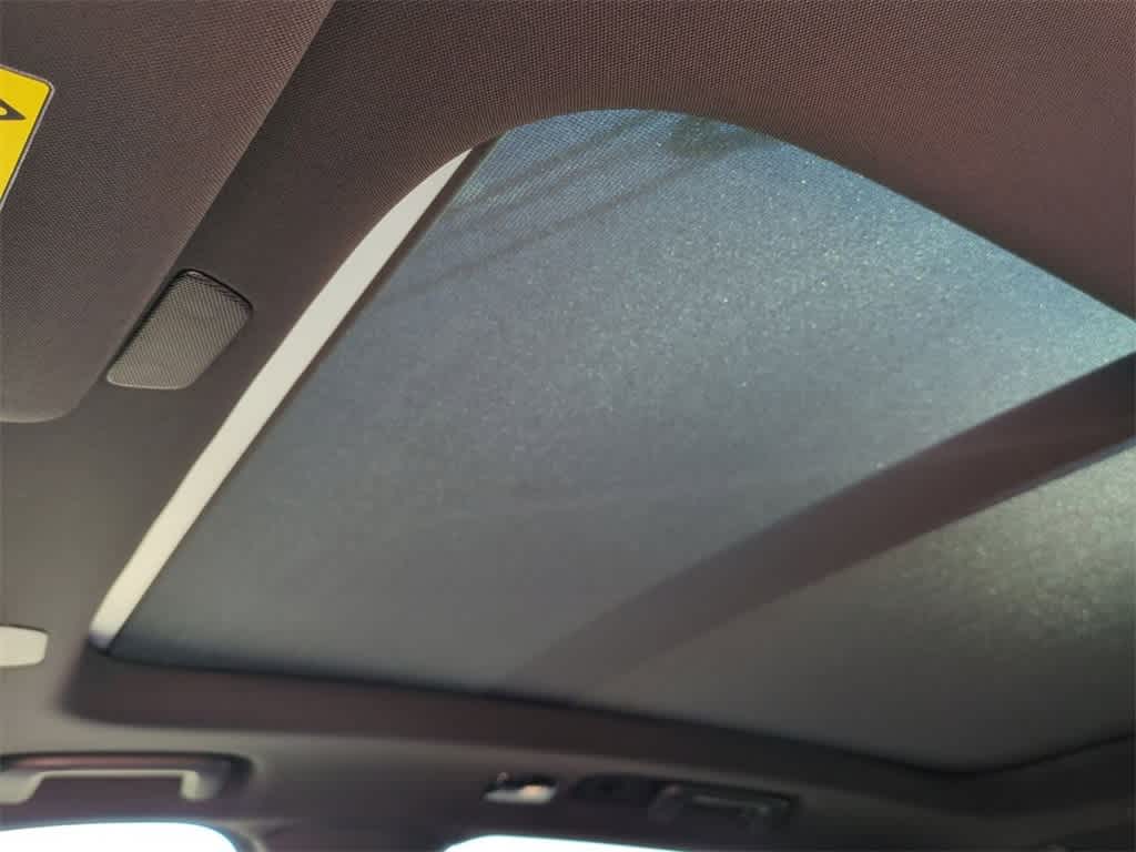 Thumbnail: 2026 Volvo XC90 - 17