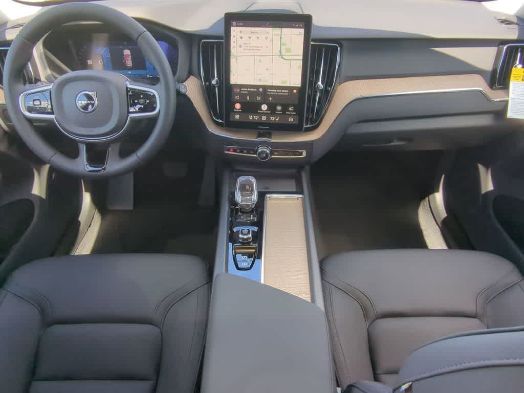 Thumbnail: 2026 Volvo XC60 - 14