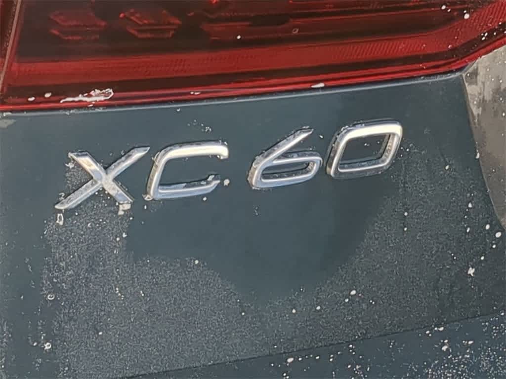 Thumbnail: 2026 Volvo XC60 - 12