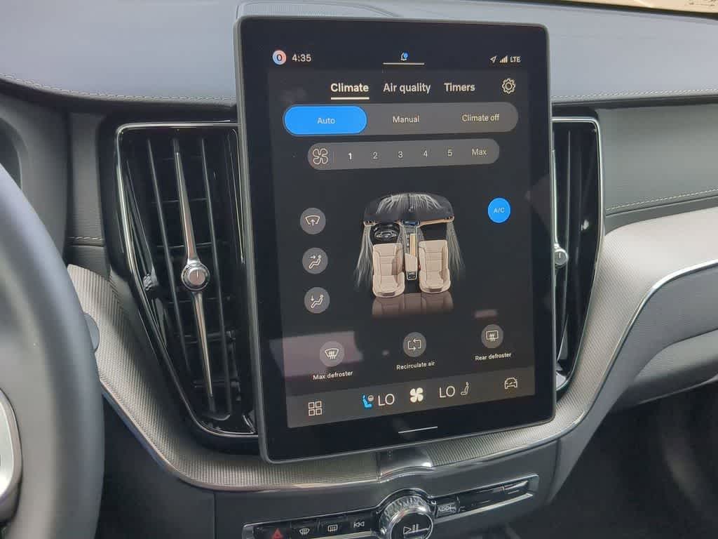 Thumbnail: 2026 Volvo XC60 - 26