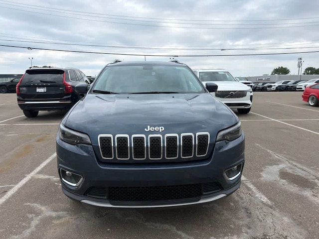 Used 2020 Jeep Cherokee Limited V-6 cyl 4x4 in Troy, MI