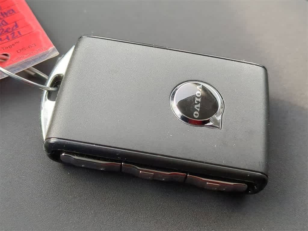 Thumbnail: 2026 Volvo XC90 - 25