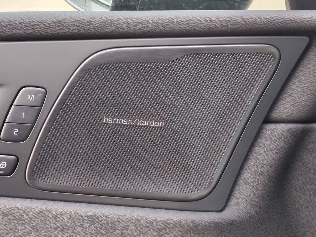 Thumbnail: 2026 Volvo XC60 - 30