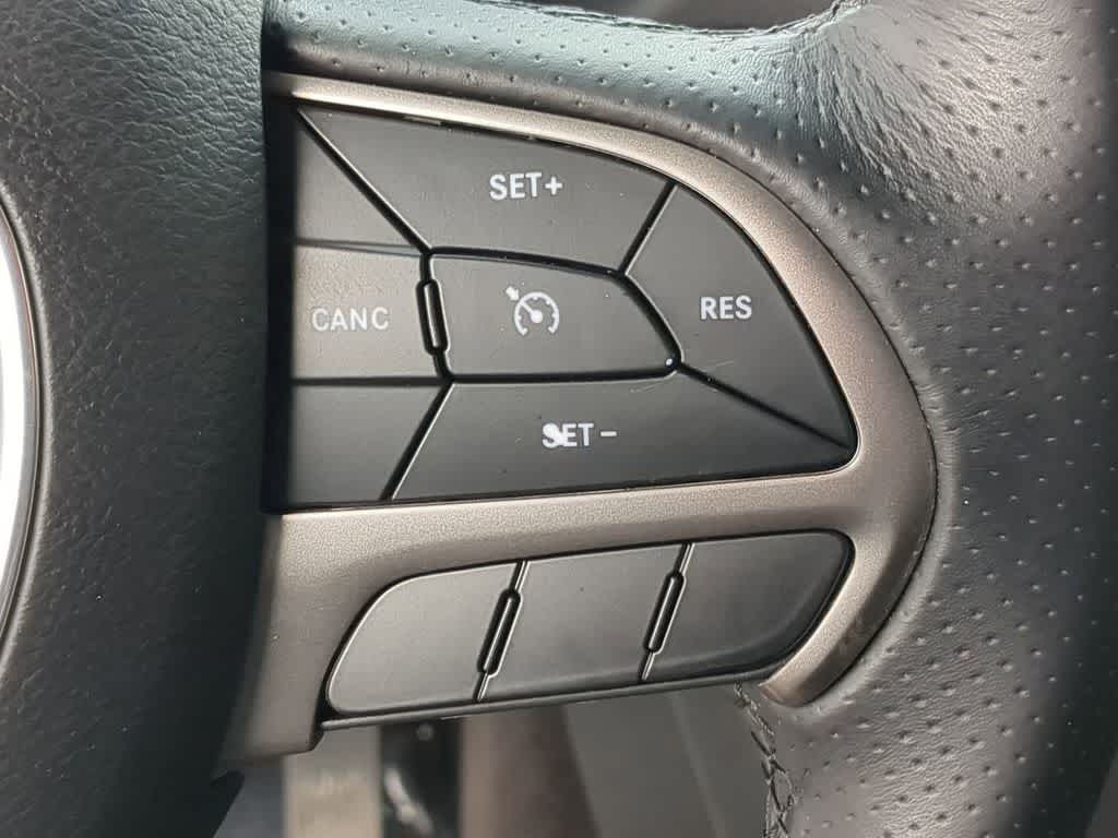 Thumbnail: 2019 Dodge Durango - 25