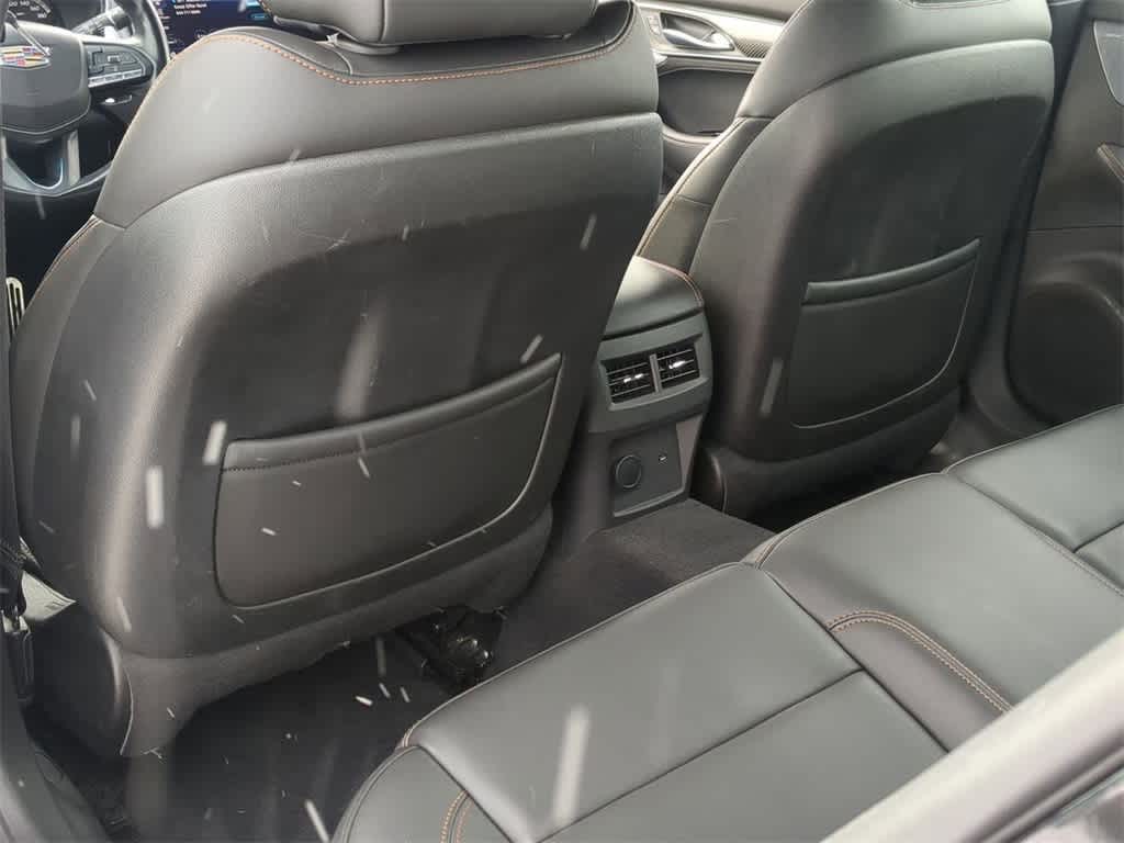 Thumbnail: 2022 Cadillac CT5 - 17